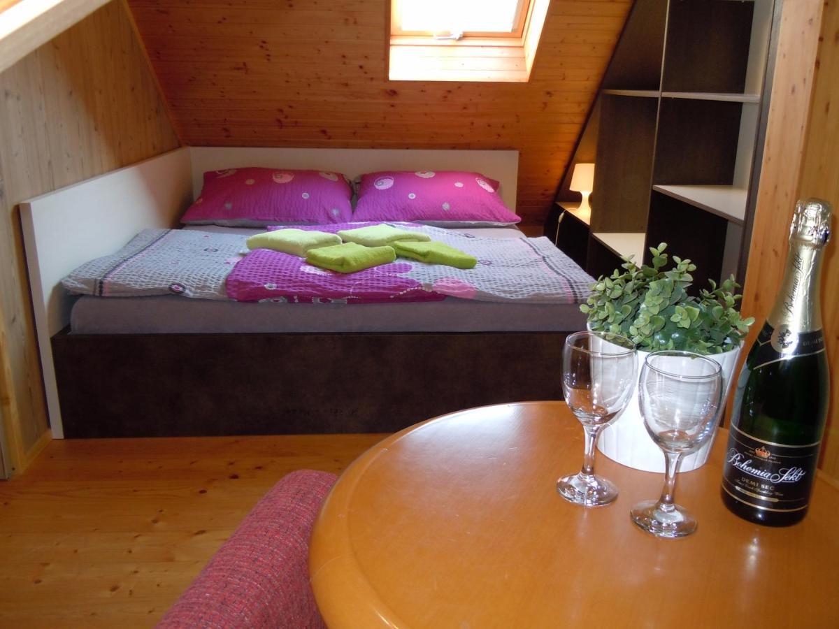Apartment Vlčková Esterno foto