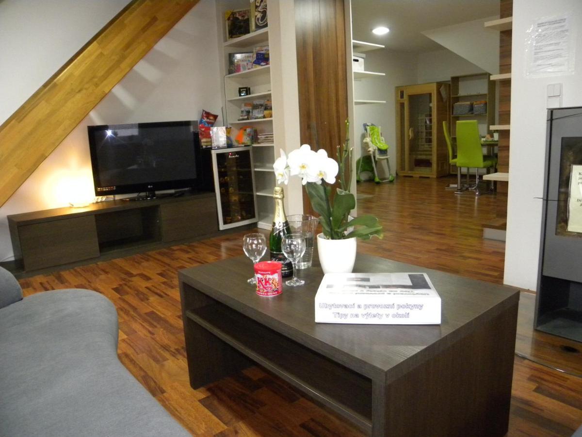 Apartment Vlčková Esterno foto