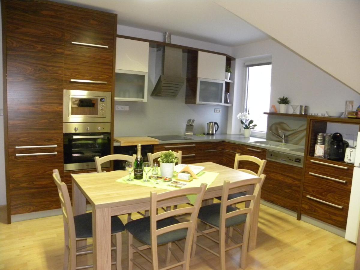 Apartment Vlčková Esterno foto